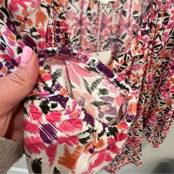 BEACHLUNCHLOUNGE Akira Floral Top - Picture 4 of 9